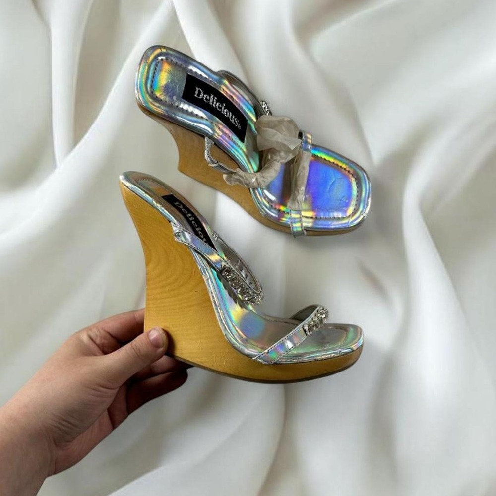 NWT Delicious holographic wedge slide sandals rhinestone strap detail y2k